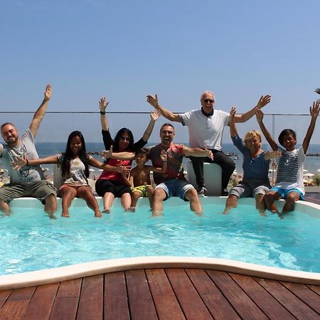 Hotel Nettuno Bellaria-Igea Marina Luaran gambar