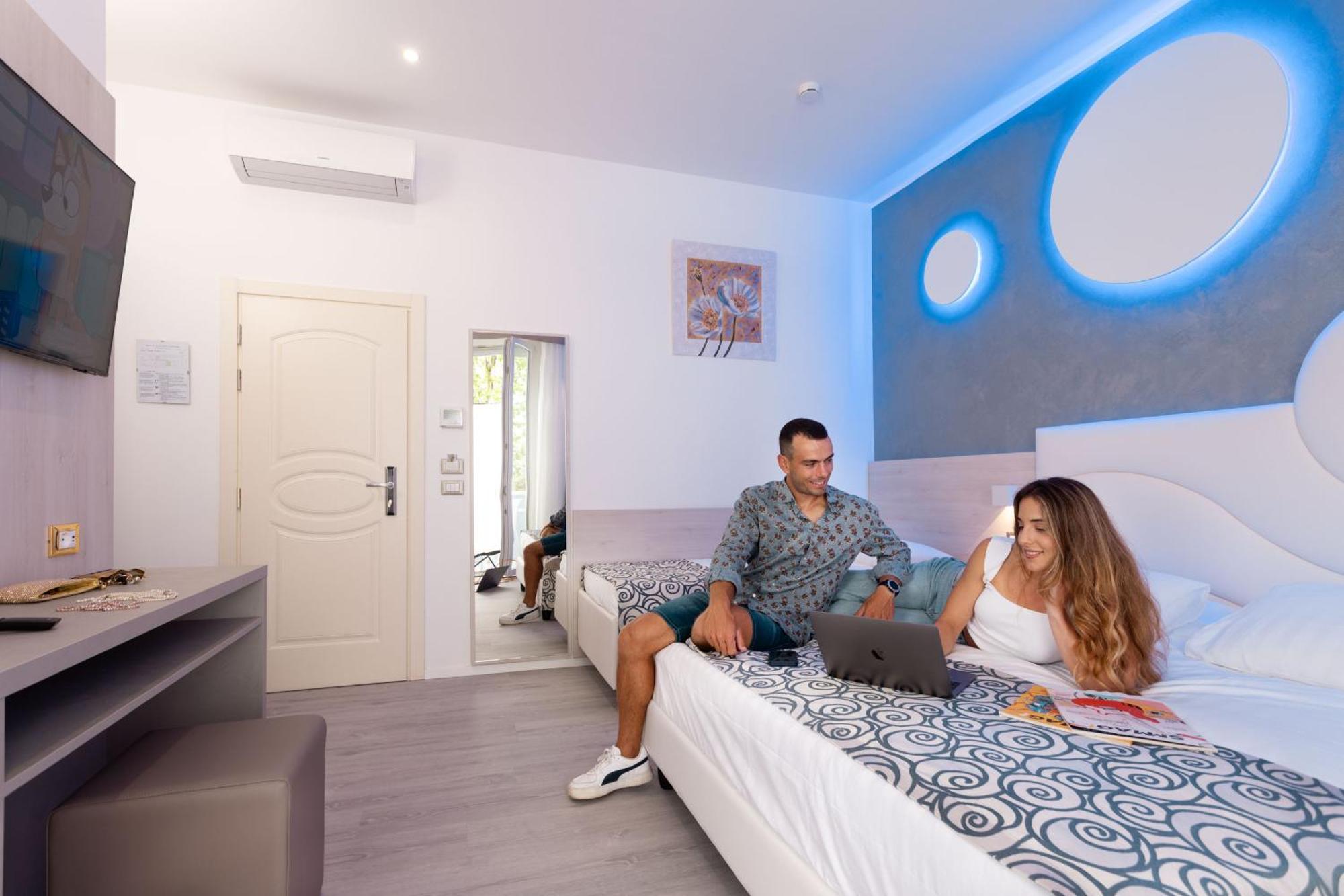 Hotel Nettuno Bellaria-Igea Marina Luaran gambar