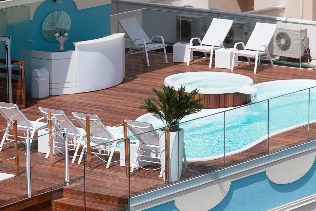 Hotel Nettuno Bellaria-Igea Marina Luaran gambar