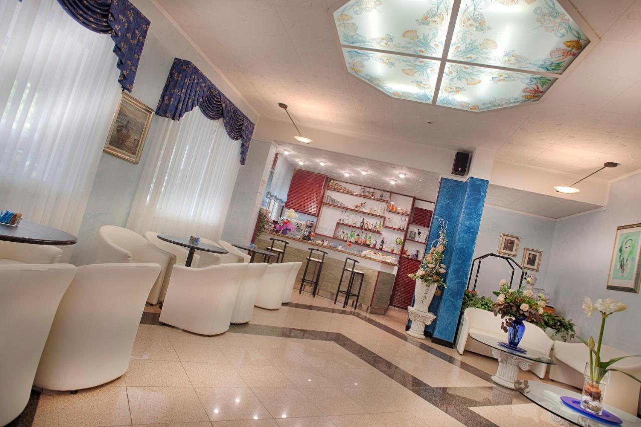 Hotel Nettuno Bellaria-Igea Marina Luaran gambar