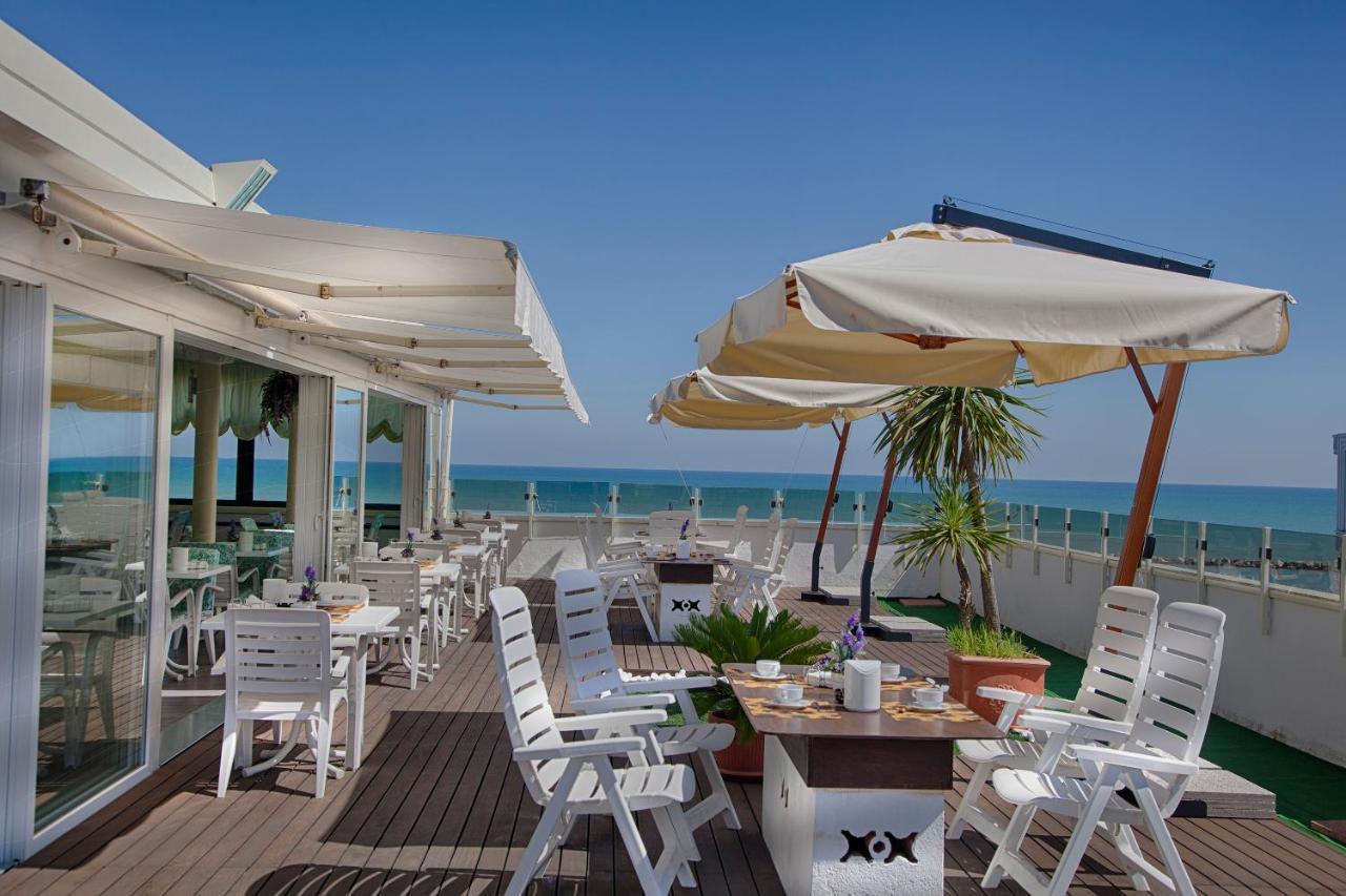 Hotel Nettuno Bellaria-Igea Marina Luaran gambar