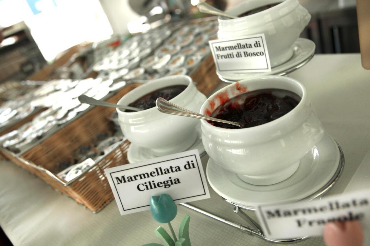 Hotel Nettuno Bellaria-Igea Marina Luaran gambar